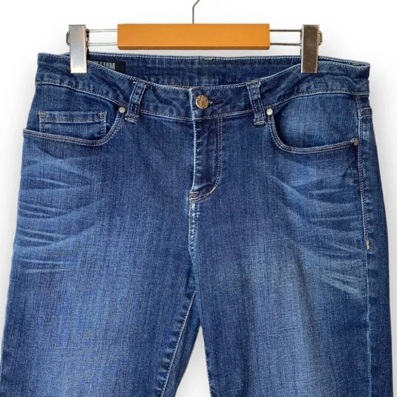 William Rast Rolled Crop Size 32 - Picture 3 of 9